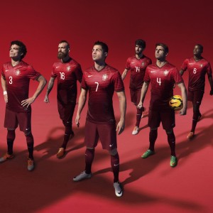 开云官网-电竞与绿茵的巅峰对决，Doinb的传奇与穆雷的40分钟激战，键盘与草皮的碰撞，Doinb传奇对决穆雷40分钟绿茵激战